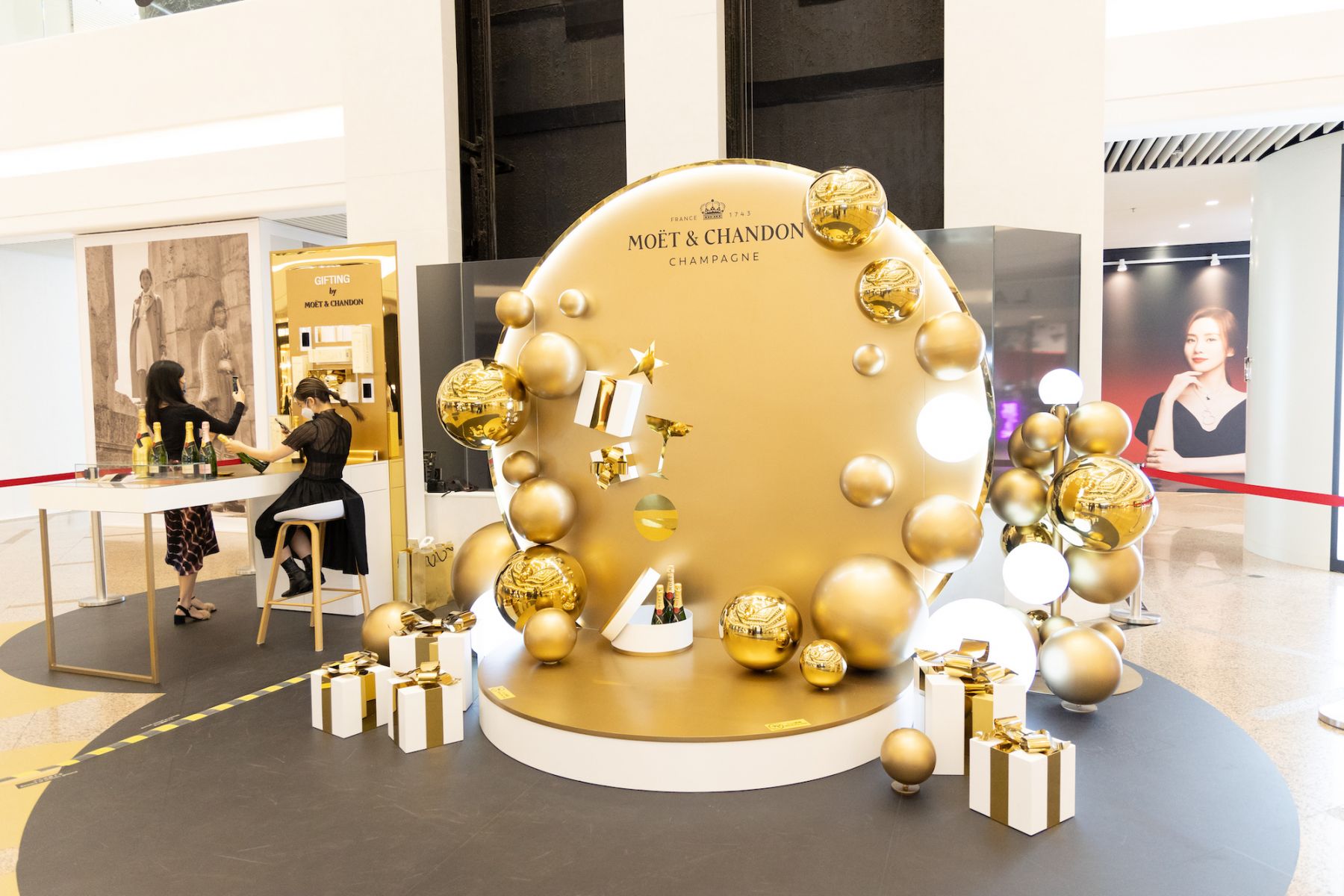MOËT & CHANDON 時代廣場期間限定POP-UP