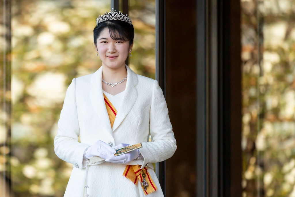 TOKYO, JAPAN - DECEMBER 05: Princess Aiko greets the press on the occasion of her coming-of-age at the Imperial Palace on December 05, 2021 in Tokyo, Japan. The only daughter of Emperor Naruhito and Empress Masako marked her 20th birthday on December 1, 2021. (Photo by Yuichi Yamazaki/Getty Images)