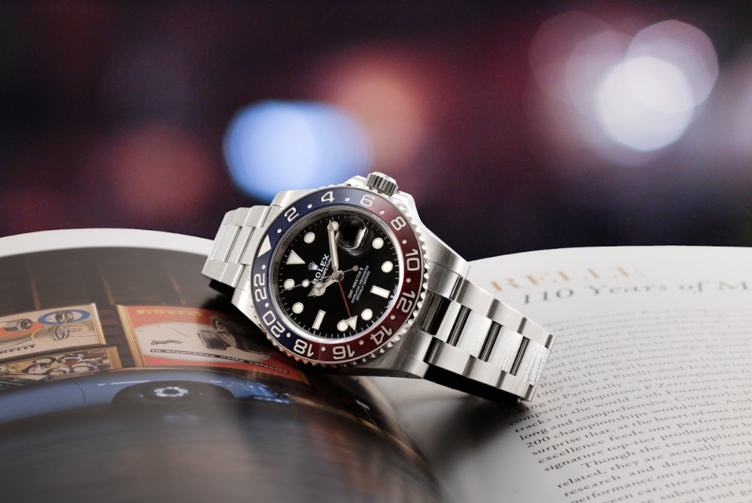 Rolex GMT Master II Pepsi Oyster 126710BLRO (Photo: VIntage Grail)