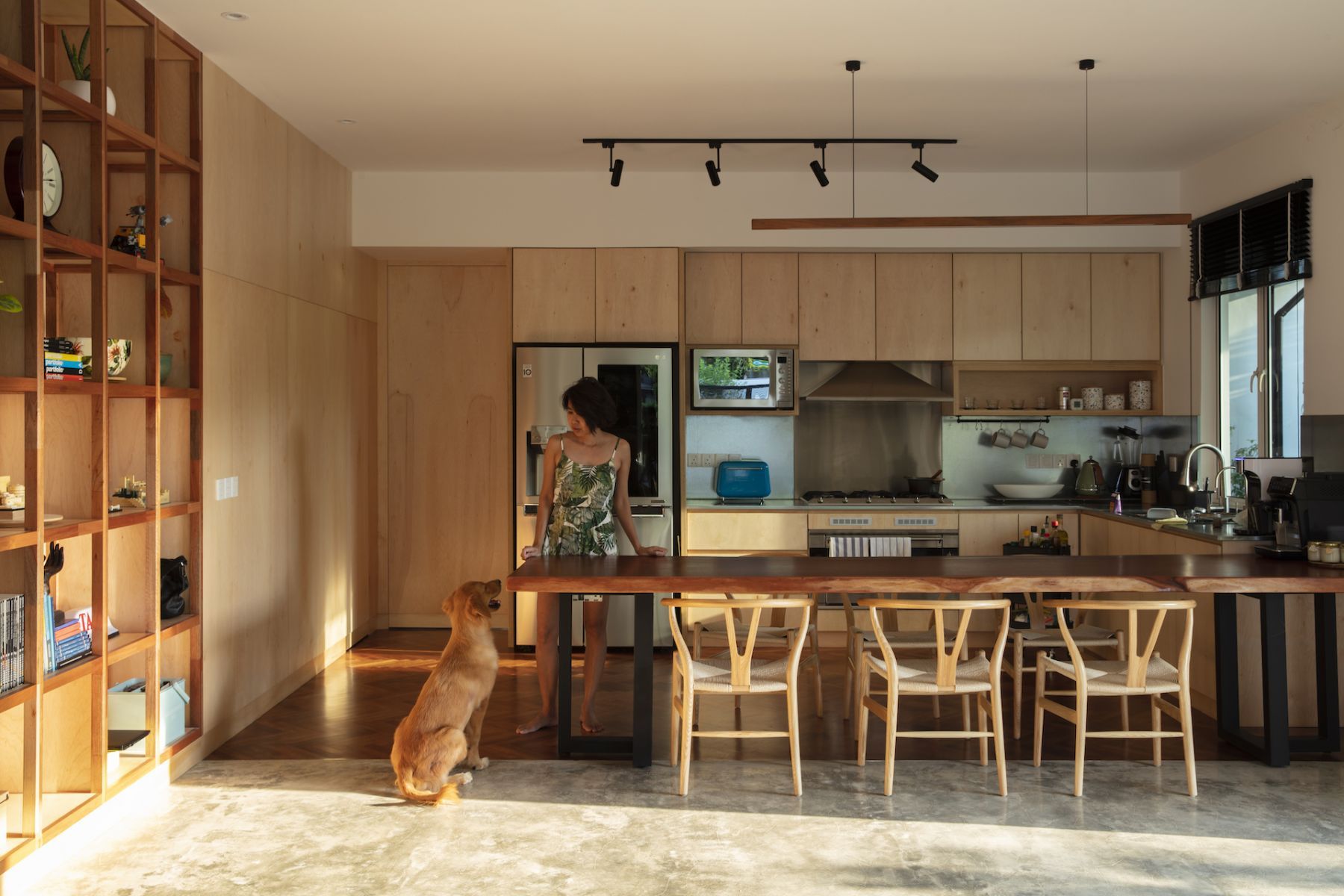 The open-plan kitchen and dining area is a massive space (Photographed by Lawrence Choo)