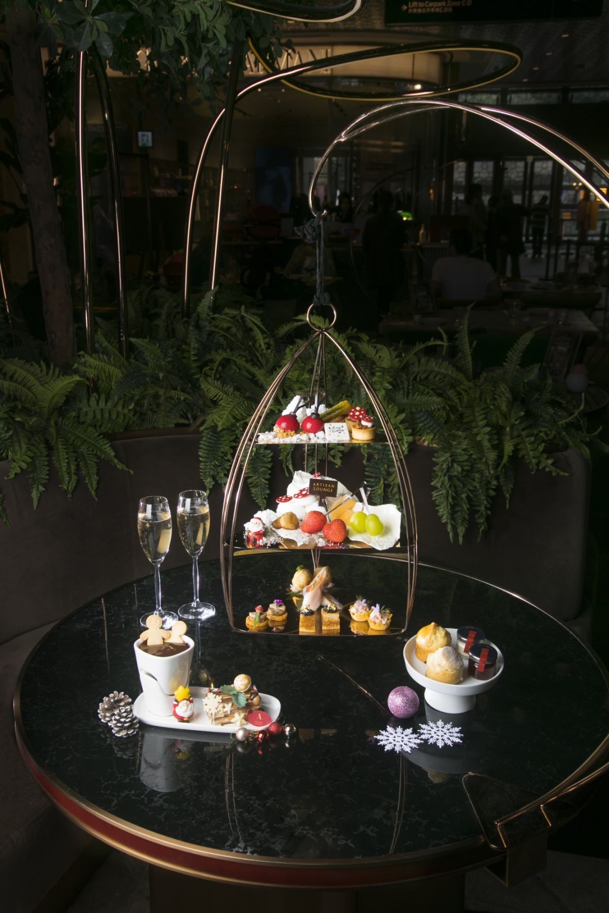 best christmas afternoon tea hong kong 2021 - artisan lounge