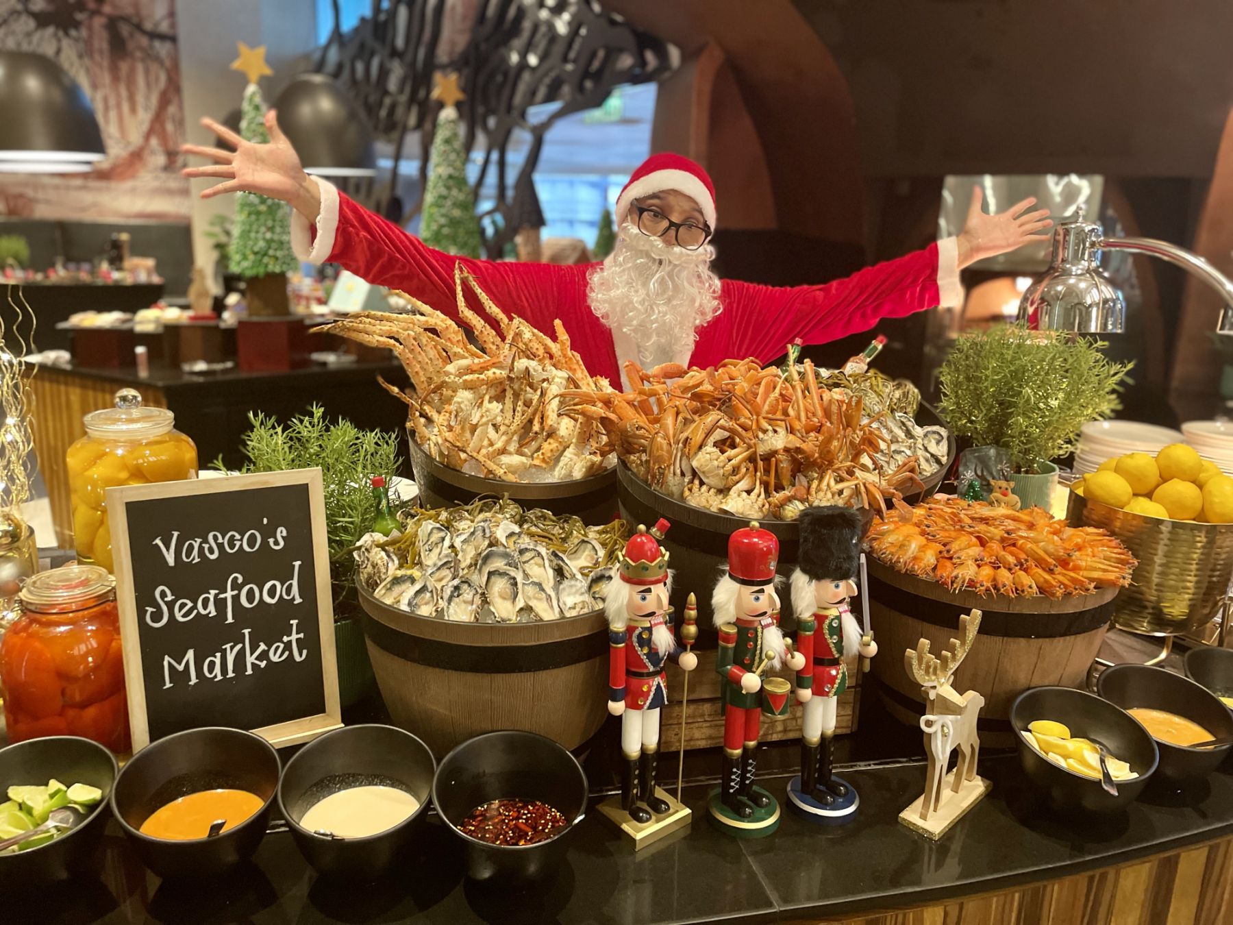 Vasco's Festive Crustacean Buffet