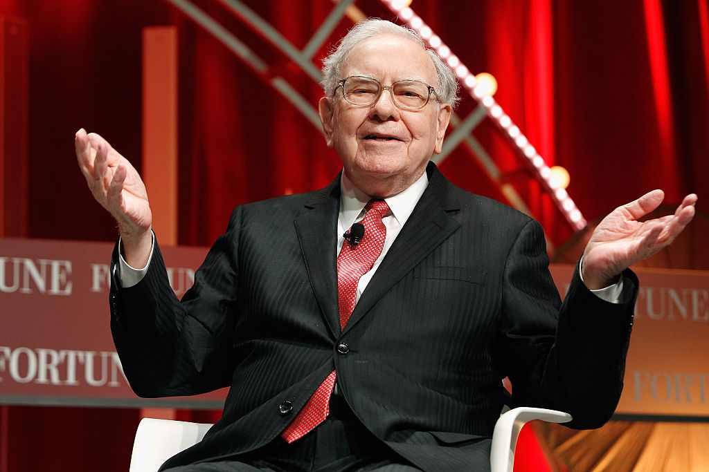 WASHINGTON, DC - OCTOBER 13: Warren Buffett speaks onstage during Fortune's Most Powerful Women Summit - Day 2 at the Mandarin Oriental Hotel on October 13, 2015 in Washington, DC. (Photo by Paul Morigi/Getty Images for Fortune/Time Inc)