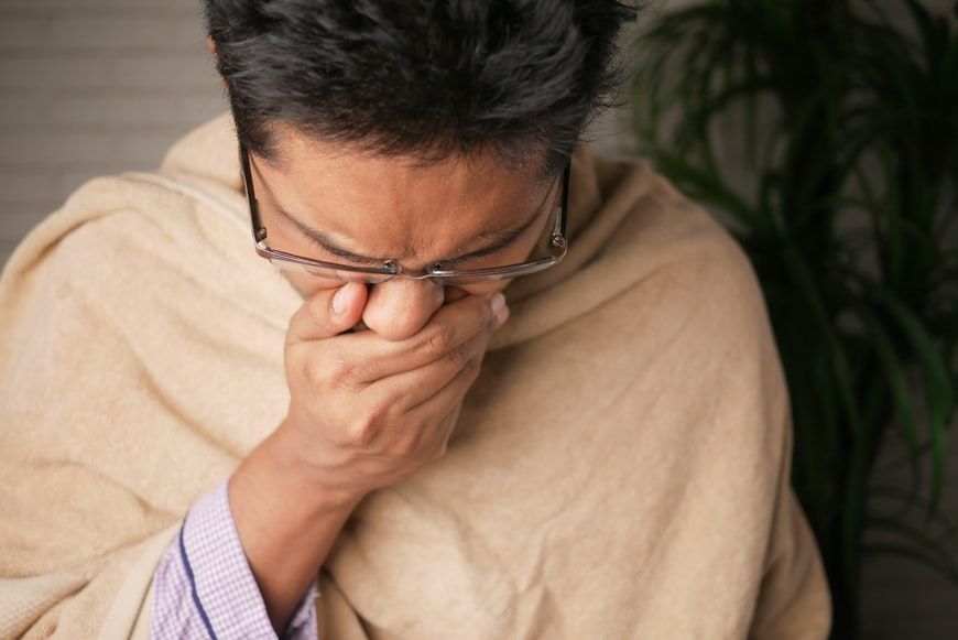 Patients who received a jab of COVID-19 booster may still experience flu-like side effects (Photo: Towfiqu barbhuiya/Unsplash)
