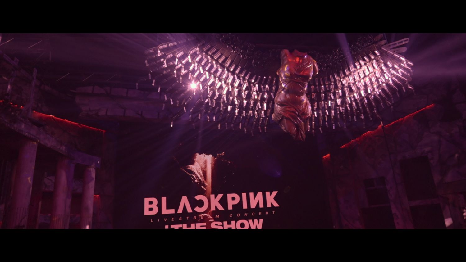 《BLACKPINK THE MOVIE》