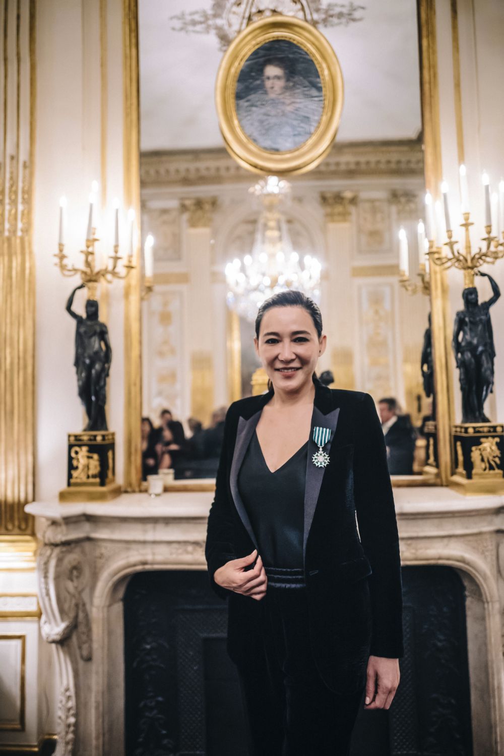 Paris, le 17 novembre 2021. Au ministère de la Culture, pendant la cérémonie de remise des insignes de chevalière de l'Ordre des Arts et Lettres à Cindy Chao, par Roselyne Bachelot, ministre de la Culture.