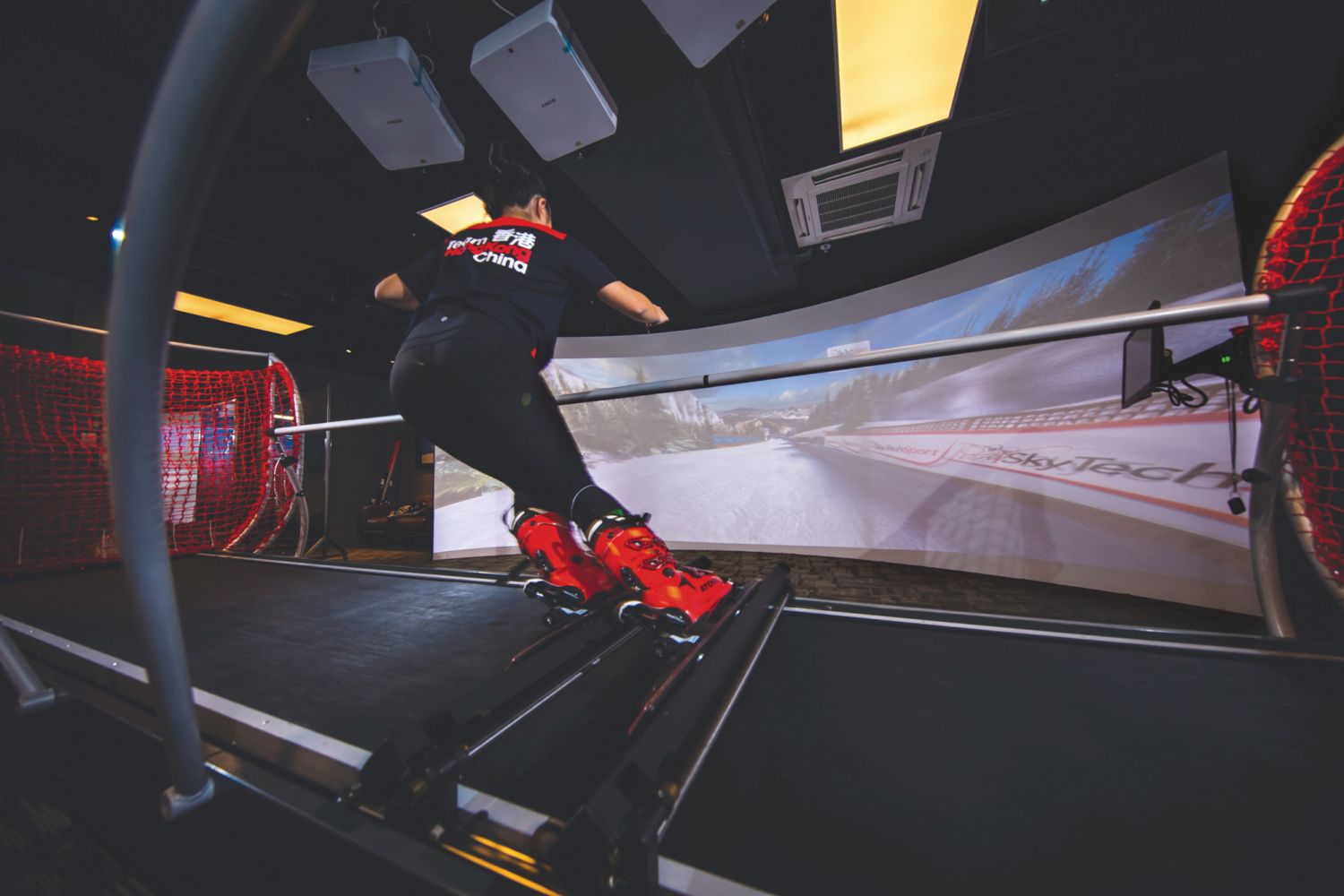 SkiTech in Wong Chuk Hang offers a 4-D skiing experience