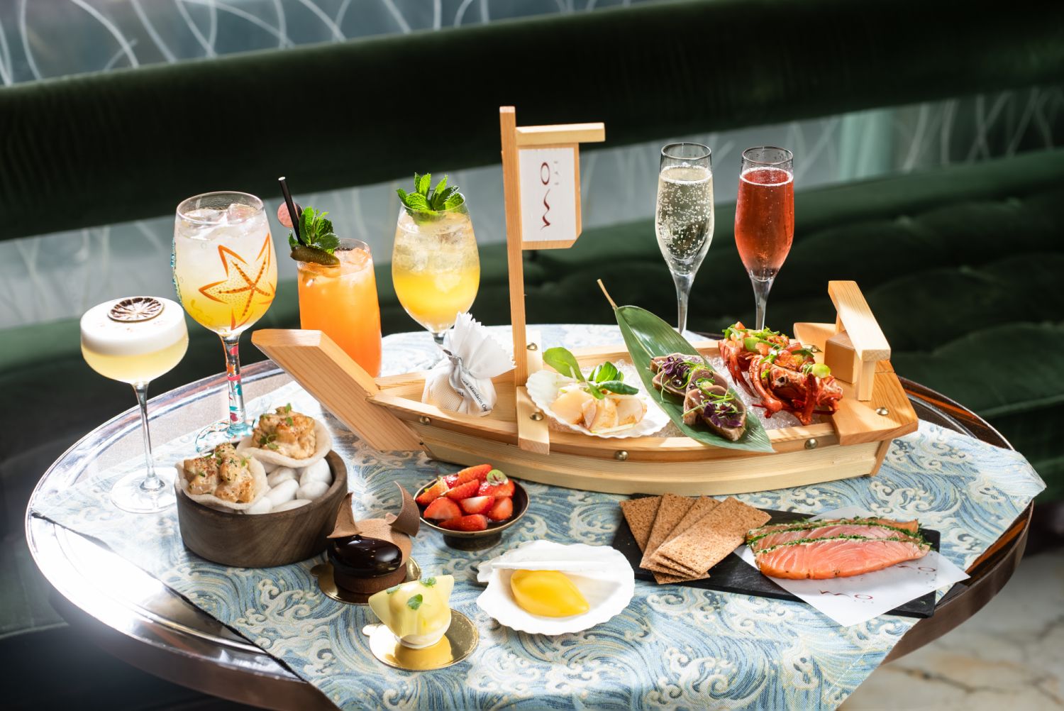 where to drink in hong kong - january 2022 - landmark mandarin oriental