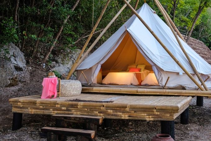 The glamping tents of Bluewater Sumilon are waiting for you in Cebu (Photo: Bluewater Sumilon official website)