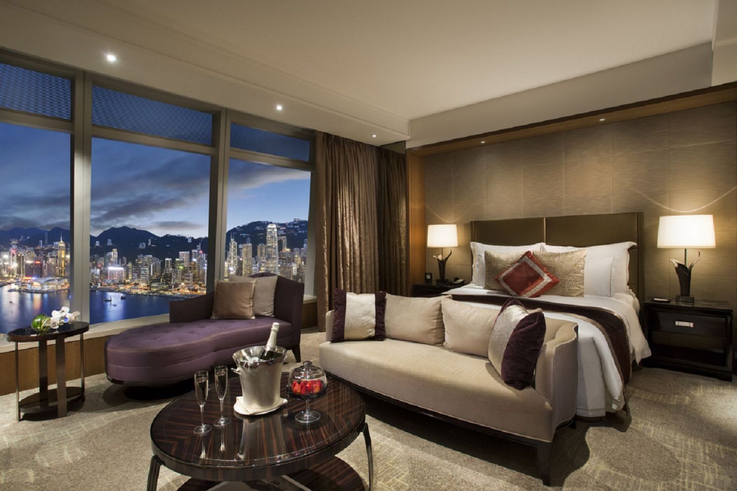 best hong kong staycations - chinese new year 2022 - the ritz-carlton hong kong