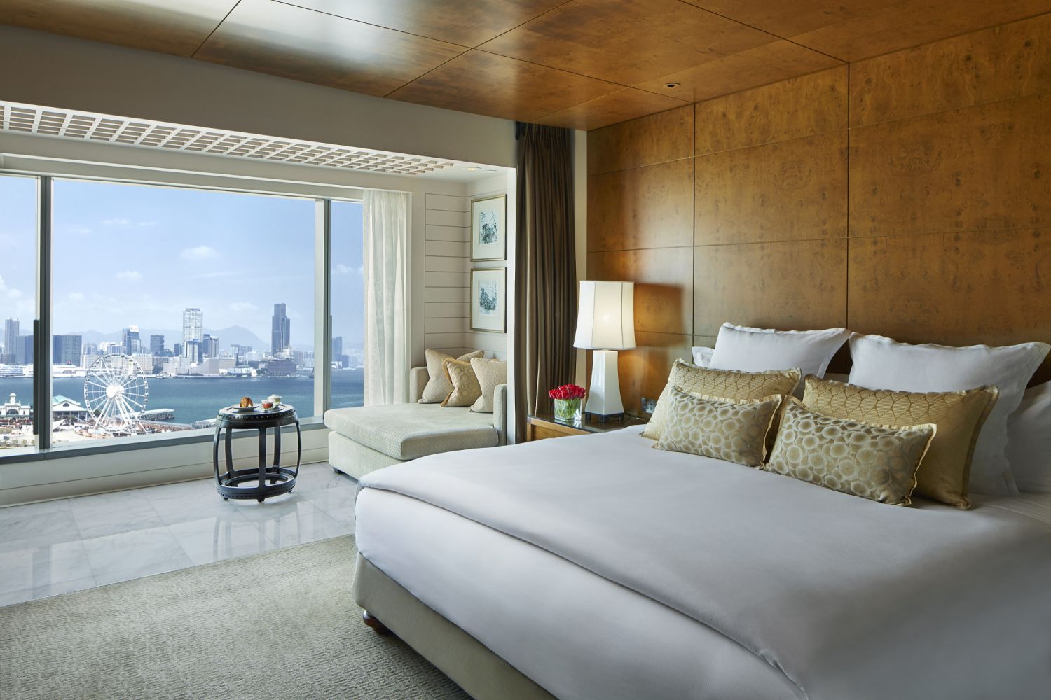 best hong kong staycations - chinese new year 2022 - mandarin oriental hong kong