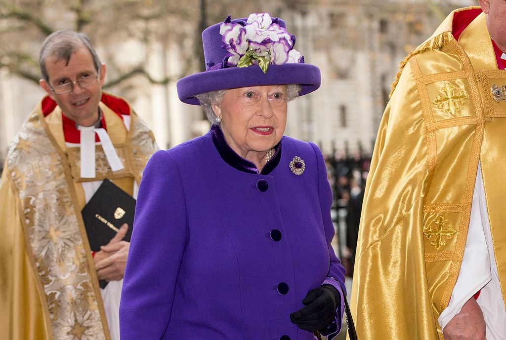 LONDON, ENGLAND - NOVEMBER 24: Queen Elizabeth II attends a Service of Thanksgiving to celebrate 60 years of The Duke of Edinburgh's Award at Westminster Abbey on November 24, 2016 in London, England. (Photo by Mark Cuthbert/UK Press via Getty Images)
