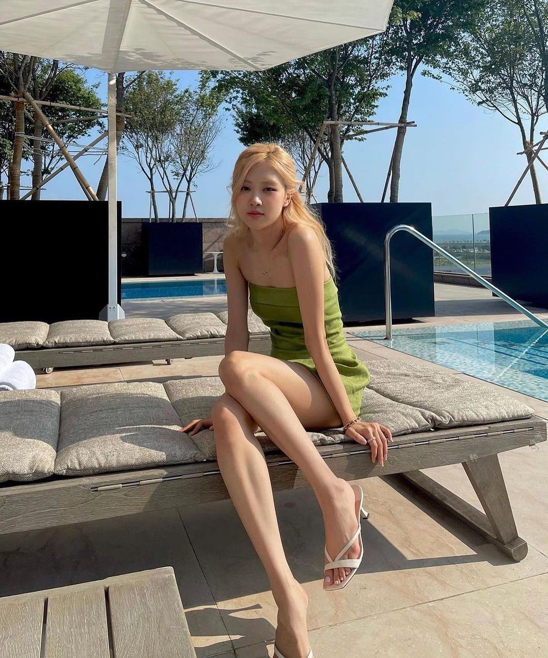 IG@roses_are_rosie