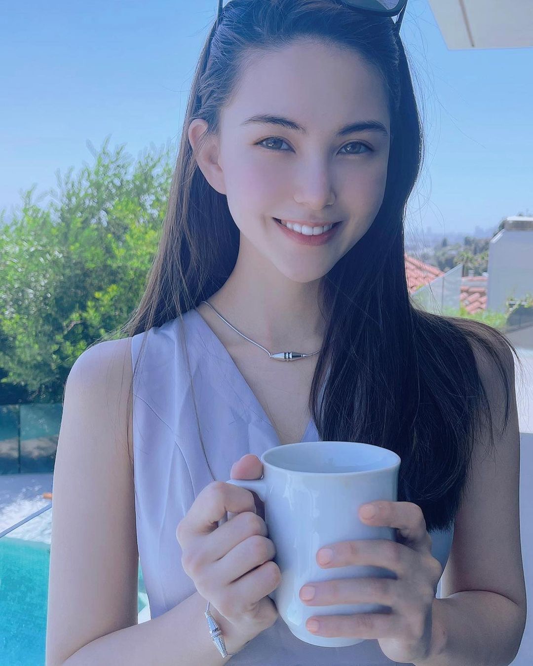 IG@hannah_quinlivan