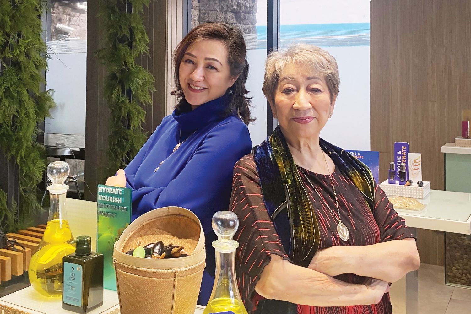 Pili Ani founder Rosalina Tan and Elemie Naturals president and CEO Mary Jane Tan-Ong