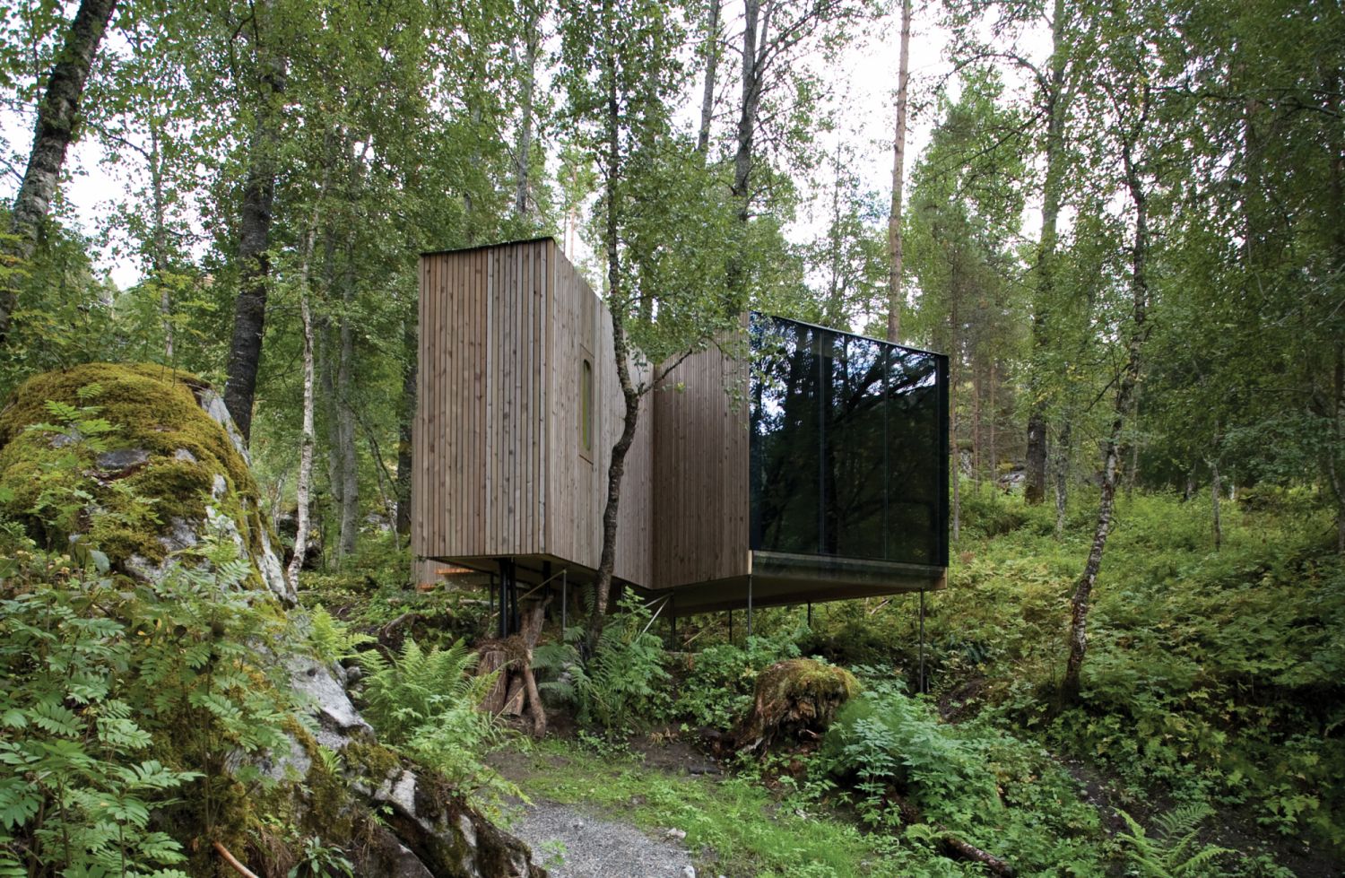 The outside view of Juvet Landscape hotel (Photo: Architectural Review)