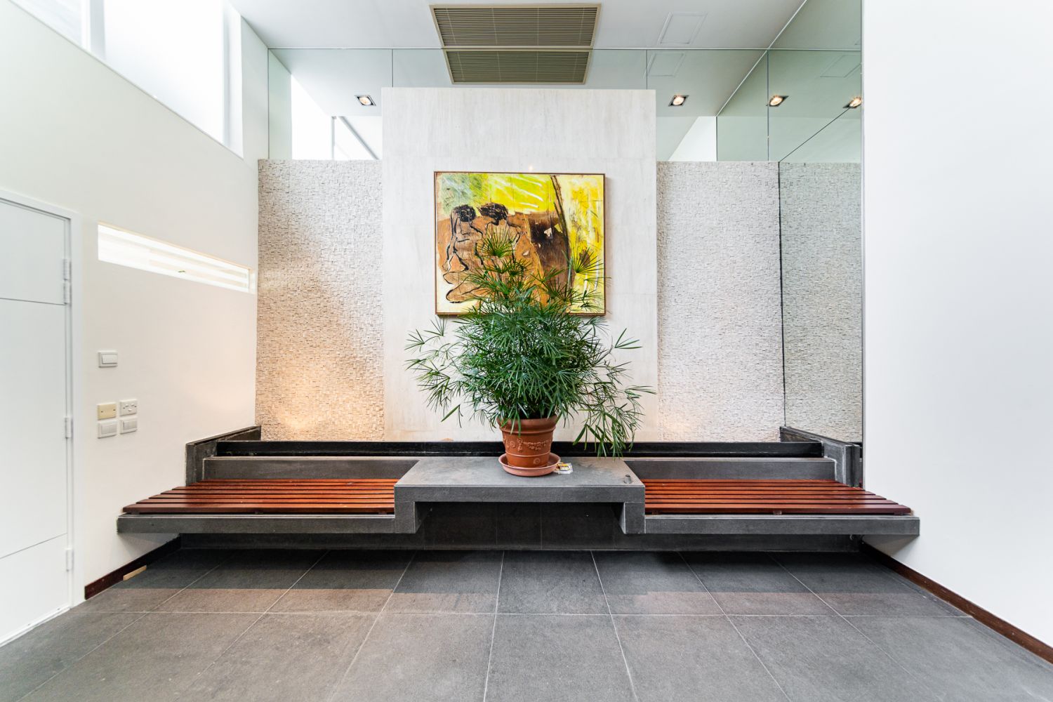 Horizon Ridge, Chung Hom Kok. (Photo: List Sotheby's International Realty)