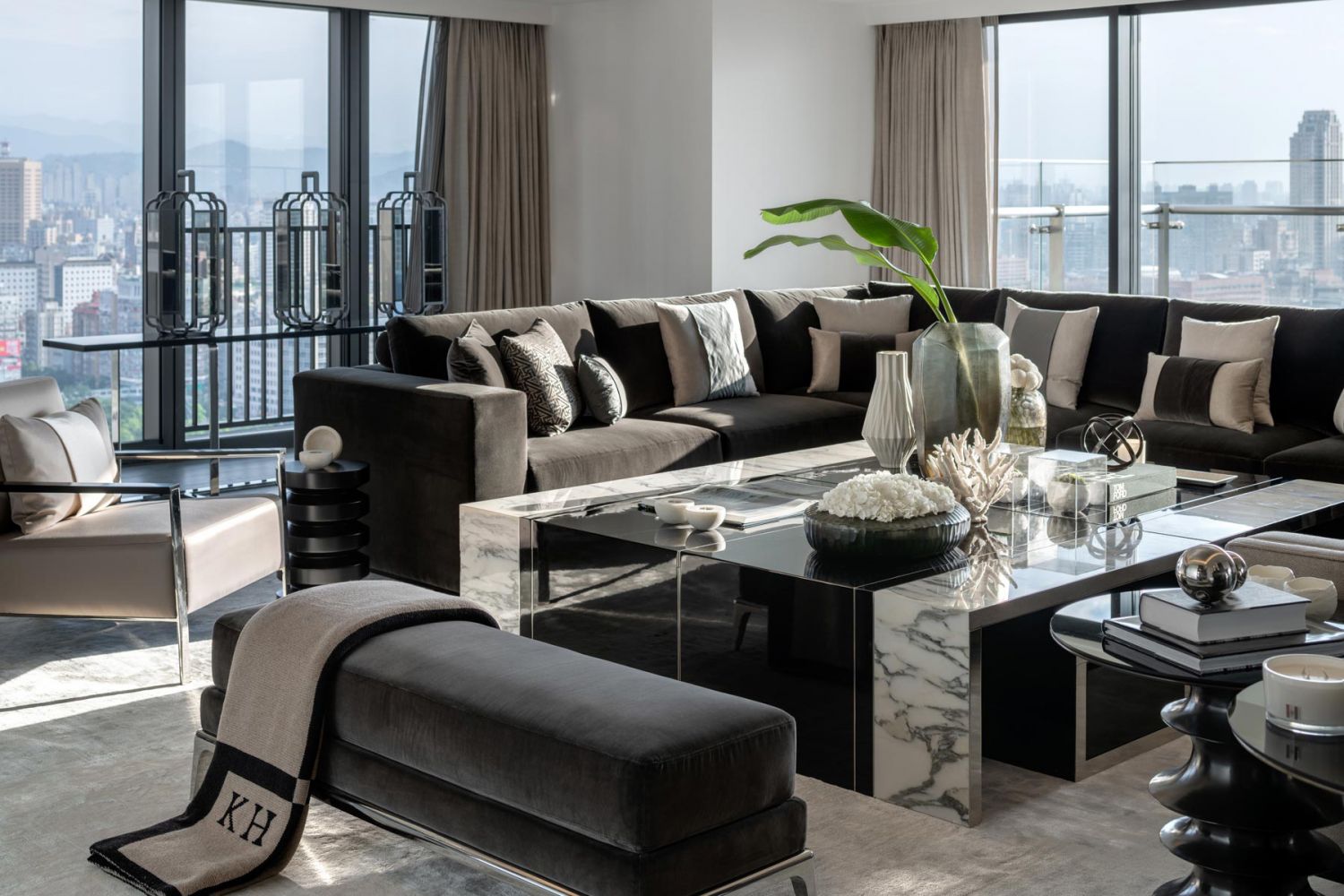 Adjacent to the Daan Forest Park, the apartments offer scenic views of both the Taiwan capital and the lush landscape (Image: Kelly Hoppen)