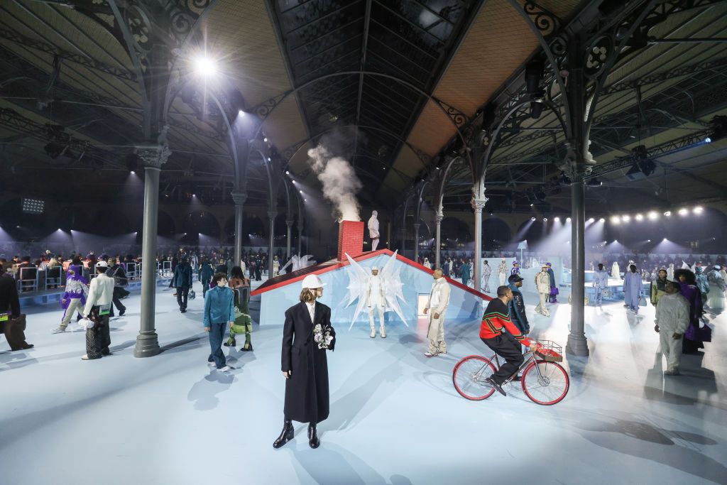PARIS, FRANCE - JANUARY 20: (EDITORIAL USE ONLY - For Non-Editorial use please seek approval from Fashion House) Models walk the runway during the finale of the Louis Vuitton Menswear Fall/Winter 2022-2023 show as part of Paris Fashion Week on January 20, 2022 in Paris, France. (Photo by Victor Boyko/Getty Images)