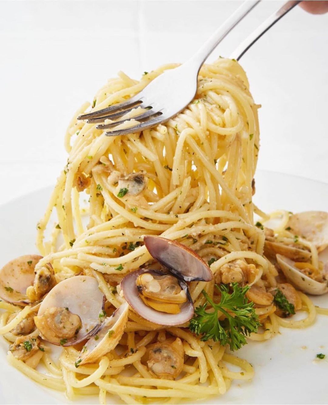 Pasta vongole from Caruso | Photo: @carusoristoranteitaliano/Instagram