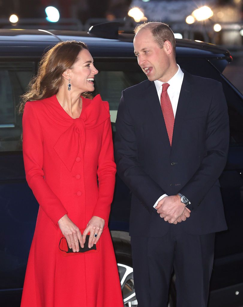 LONDON, ENGLAND - DECEMBER 08: Catherine, Duchess of Cambridge and Prince William, Duke of Cambridge arrive for the "Together at Christmas" community carol service at Westminster Abbey on December 08, 2021 in London, England. (Photo by Chris Jackson/Getty Images)