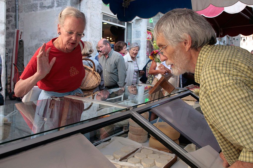 CAHORS, FRANCE - AUGUST 09: Queen Margrethe II of Denmark visits the local Market on August 9, 2008 in Cahors, France (Photo by Pascal Parrot/WireImages)