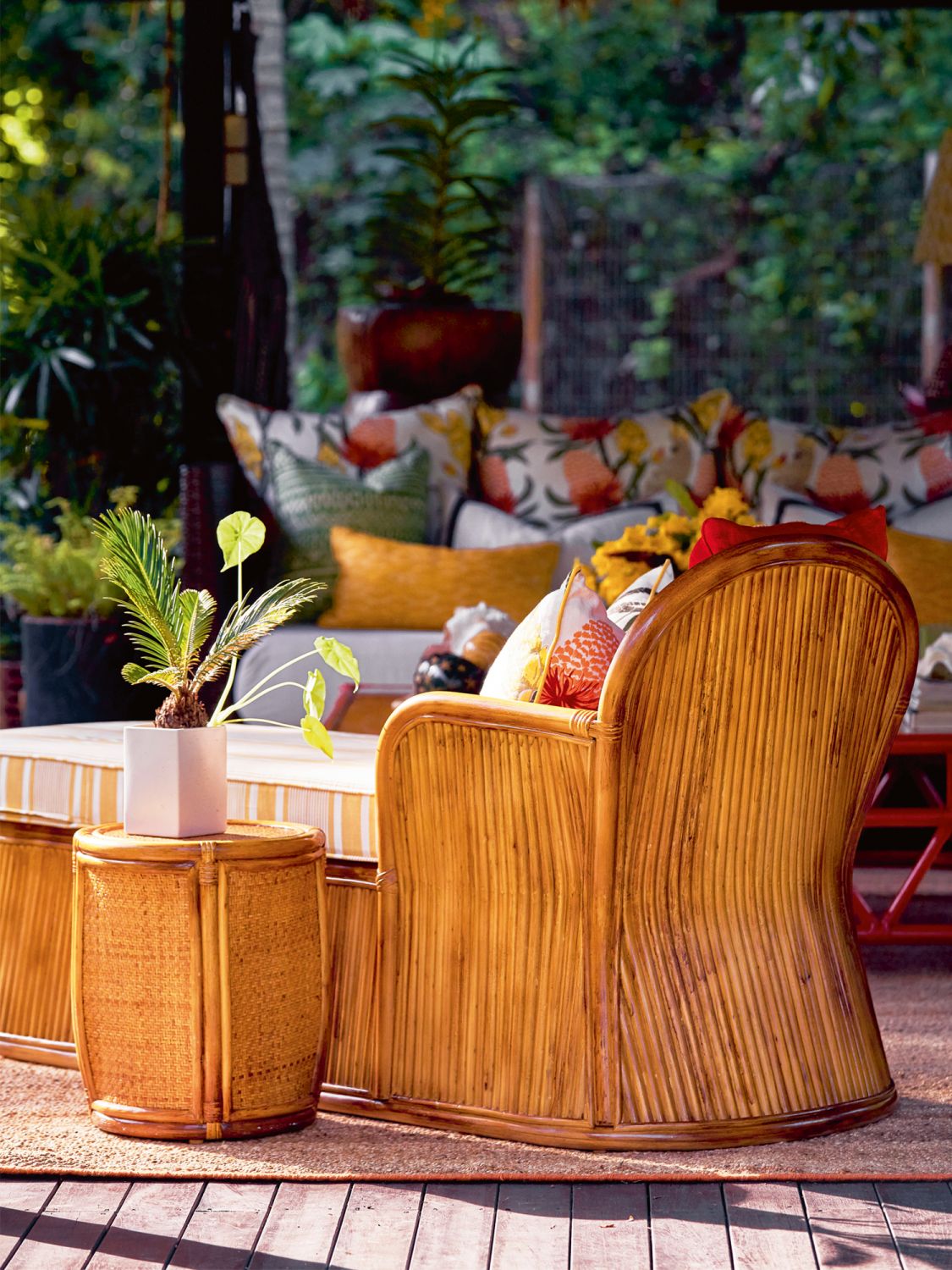 A chaise longue in the pool house
