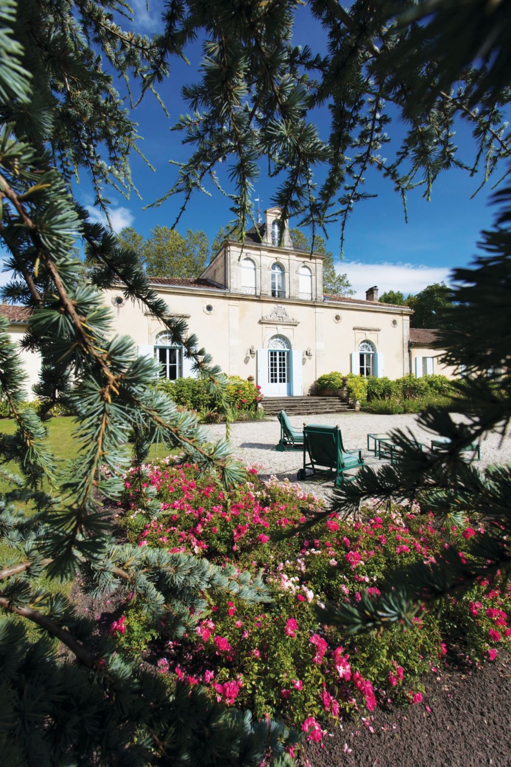 The Chartreuse de Siran surrounded by nature