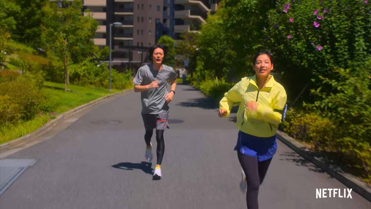 石井杏奈飾演「陪跑妻」，看出Netflix日劇《金魚妻》婚姻問題，引發熱烈評價。