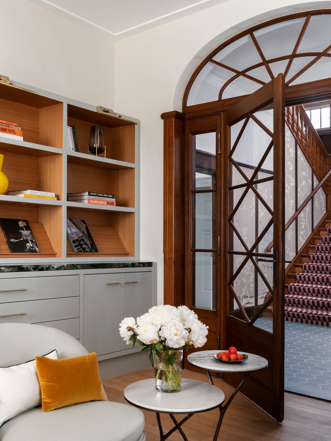 The combination of wood and pastel colours offer the rooms a calm and cosy ambience