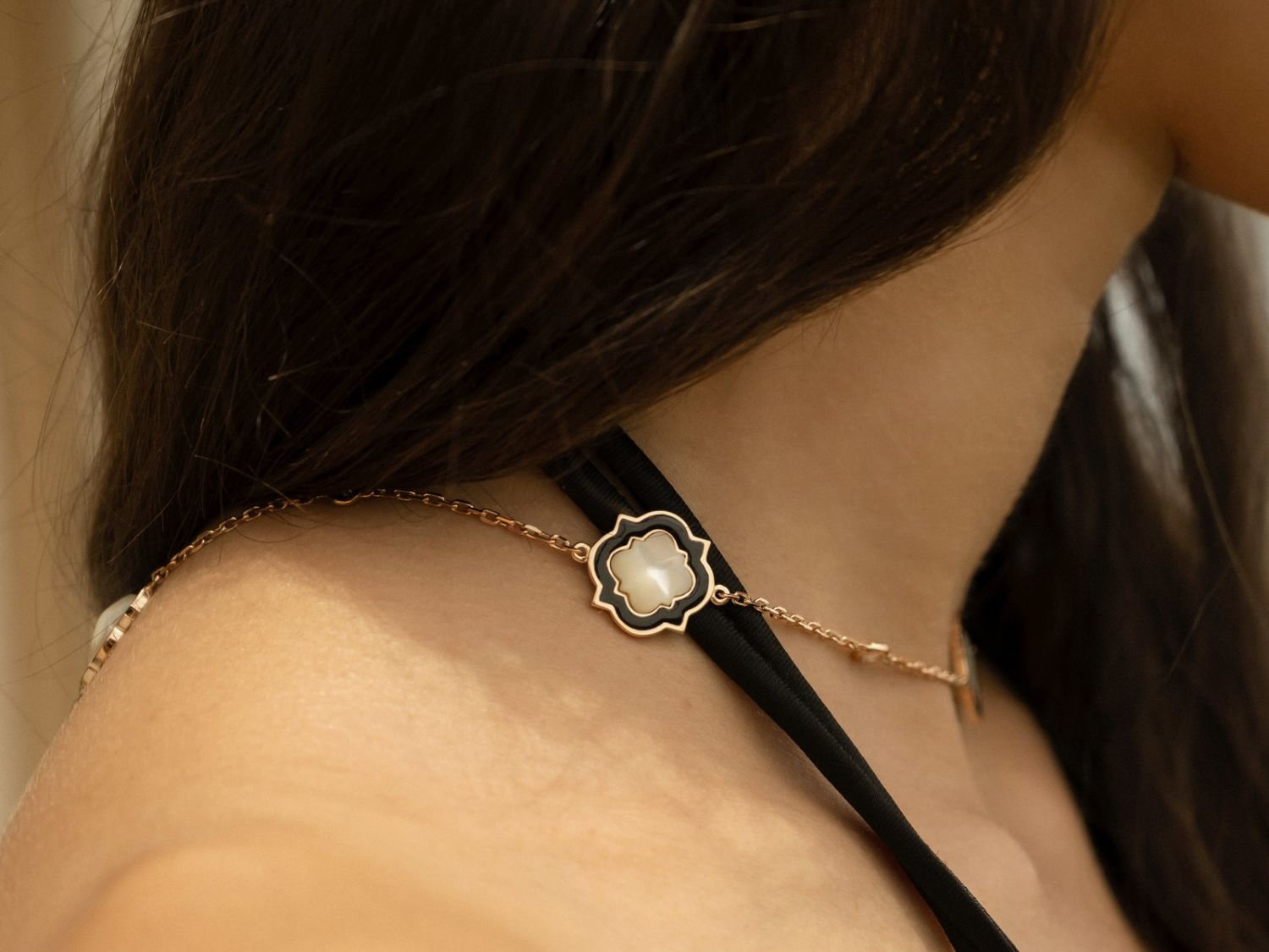 Anime Long Necklace in rose gold with black enamel, mother of pearl and diamonds