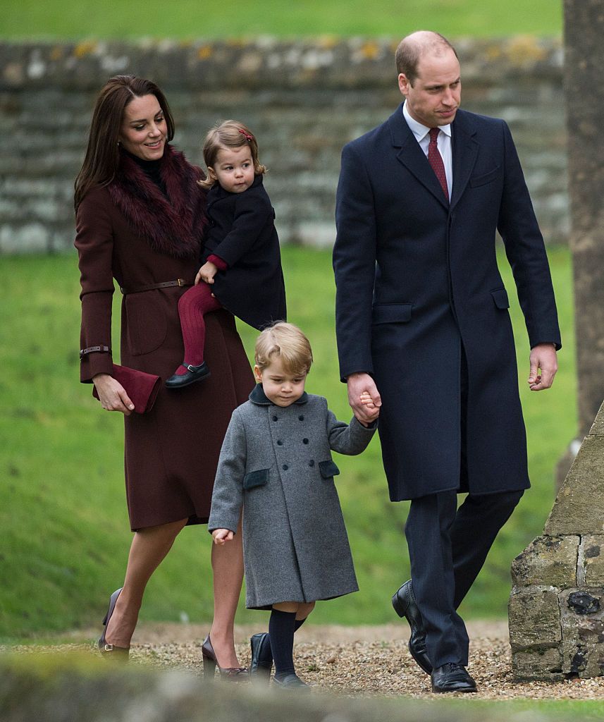 BUCKLEBURY, BERKSHIRE - DECEMBER 25: Prince William, Duke of Cambridge, Catherine, Duchess of Cambridge, Prince George of Cambridge and Princess Charlotte of Cambridge attend Church on Christmas Day on December 25, 2016 in Bucklebury, Berkshire. (Photo by Samir Hussein/Samir Hussein/WireImage)