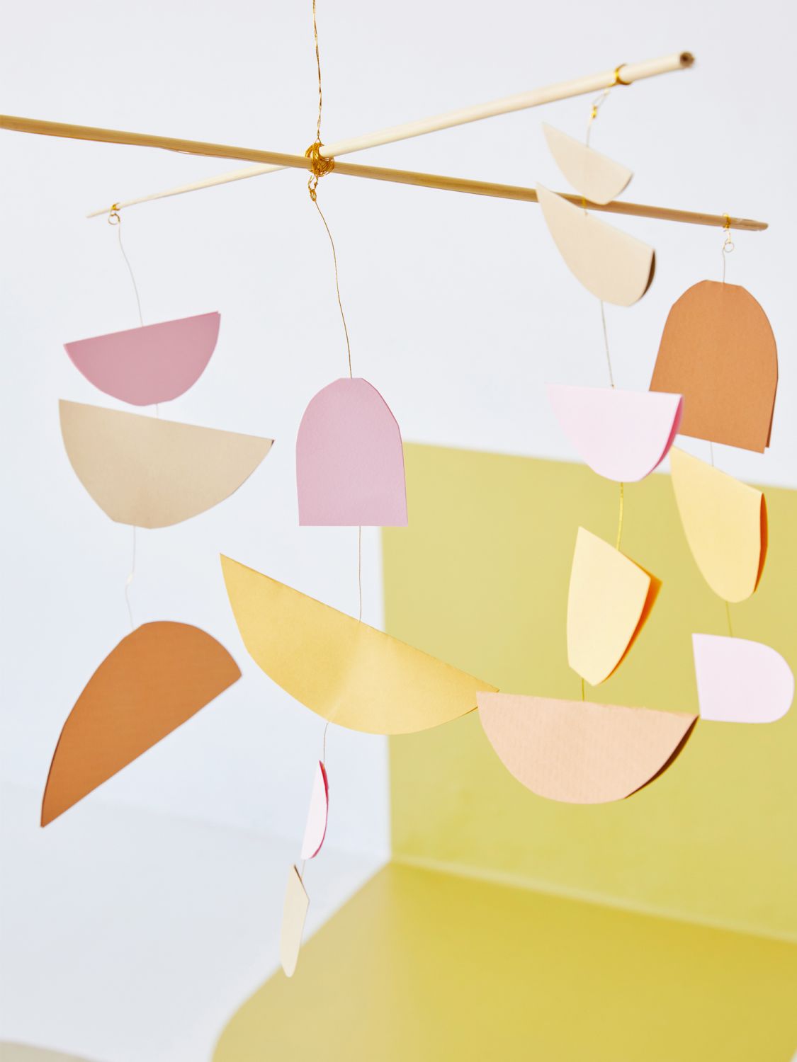 The result of your do-it-yourself project is a seasonal display with a personal touch