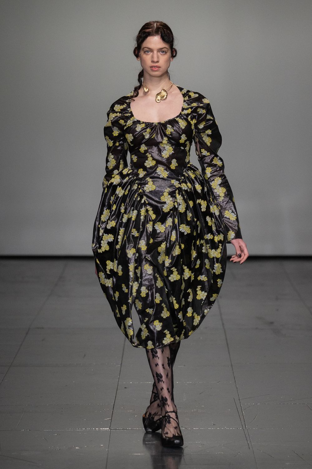 Old Selfridges Hotel, London 20th February 2022. Yuhan Wang presents his collection as part of London Fashion Week SS22. ©Maja Smiejkowska/ Chris Yates Media