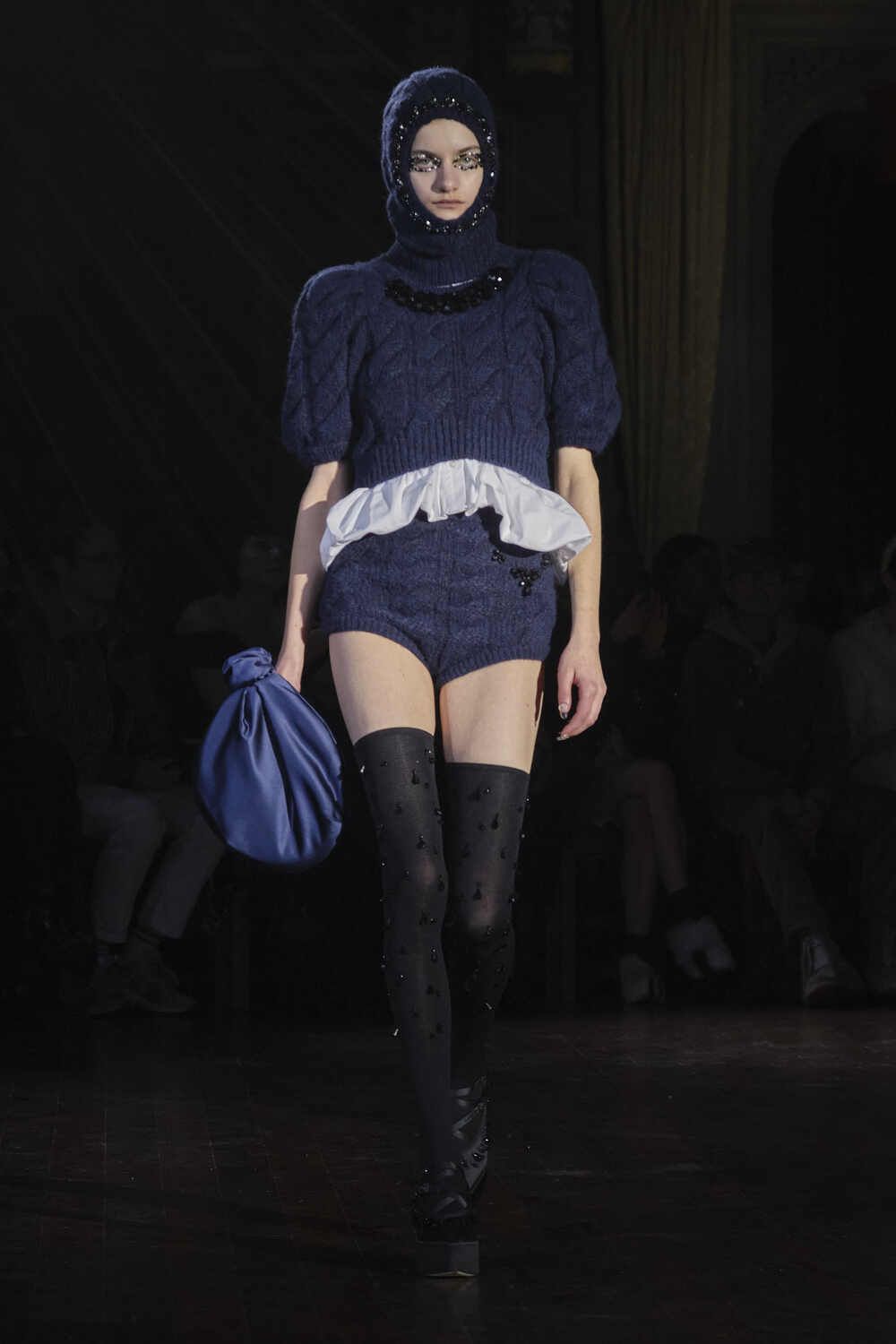 220220 Simone Rocha AW22Credit: Ben BroomfieldCredit Social: @photobenphotoCopyright: Ben Broomfield Photography07734 852620photo@benbroomfield.comwww.benbroomfield.com