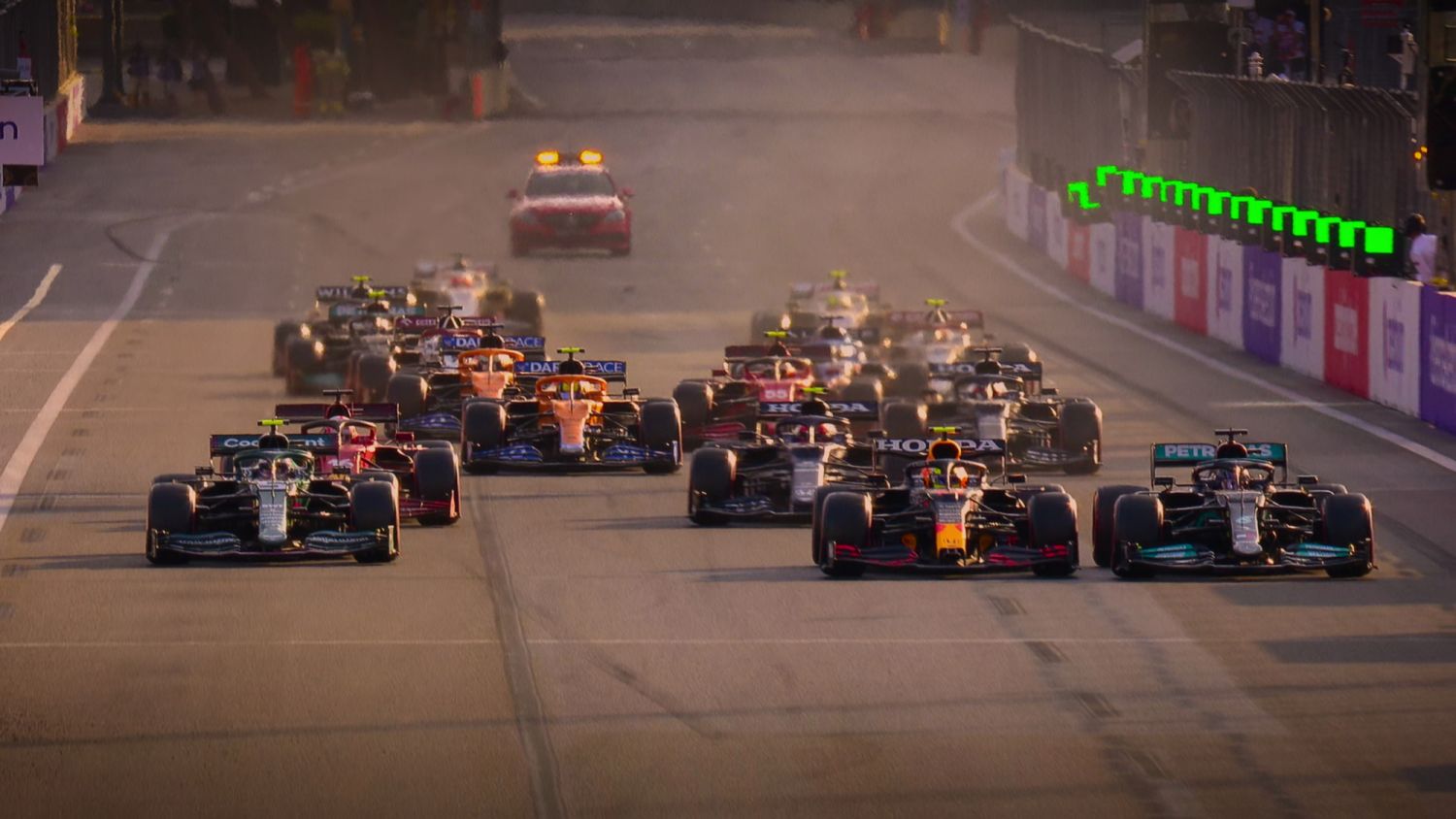 《Formula 1:飆速求生4》Photo via Netflix