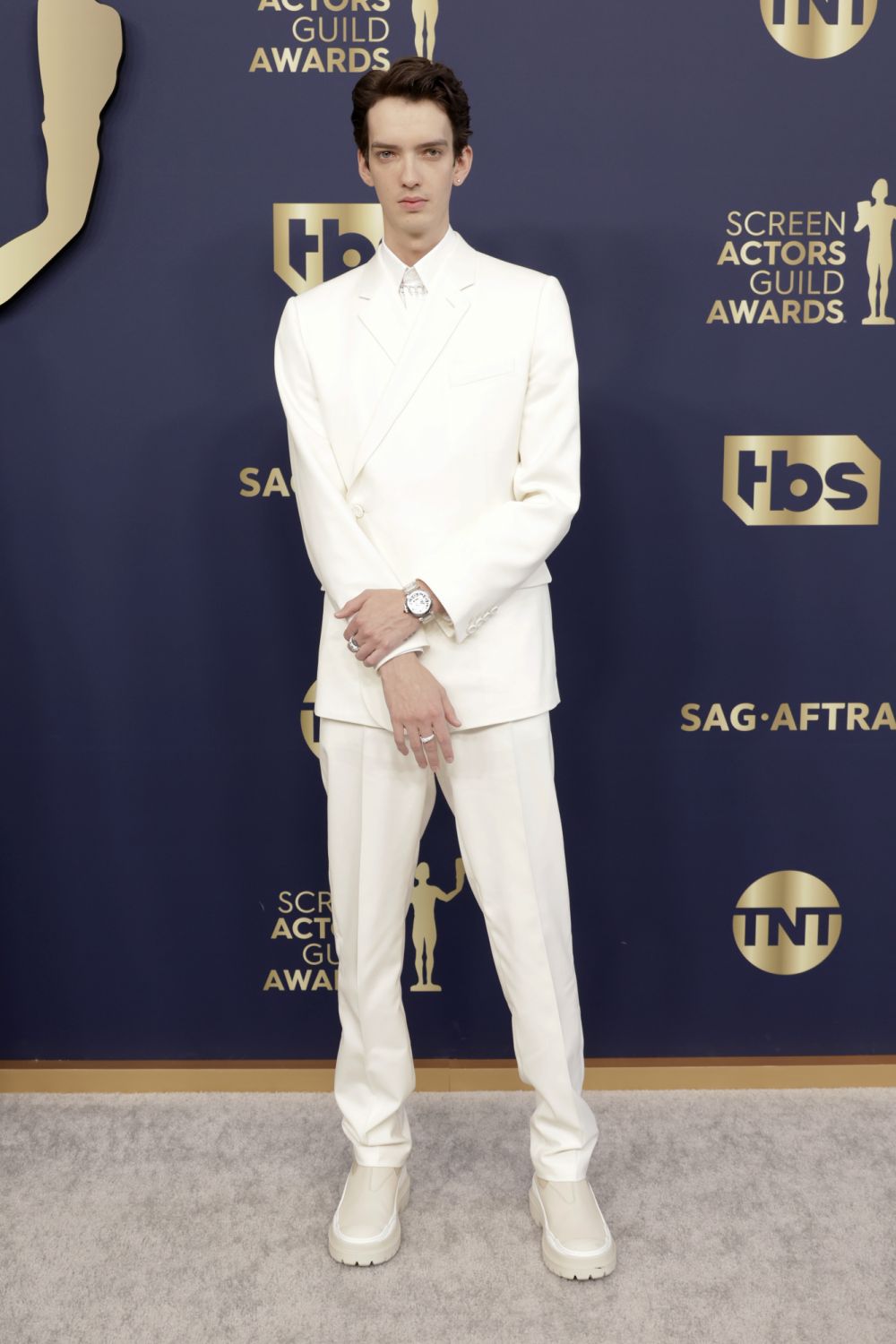 SANTA MONICA, CALIFORNIA - FEBRUARY 27: Kodi Smit-McPhee attends the 28th Annual Screen Actors Guild Awards at Barker Hangar on February 27, 2022 in Santa Monica, California. (Photo by Frazer Harrison/Getty Images)