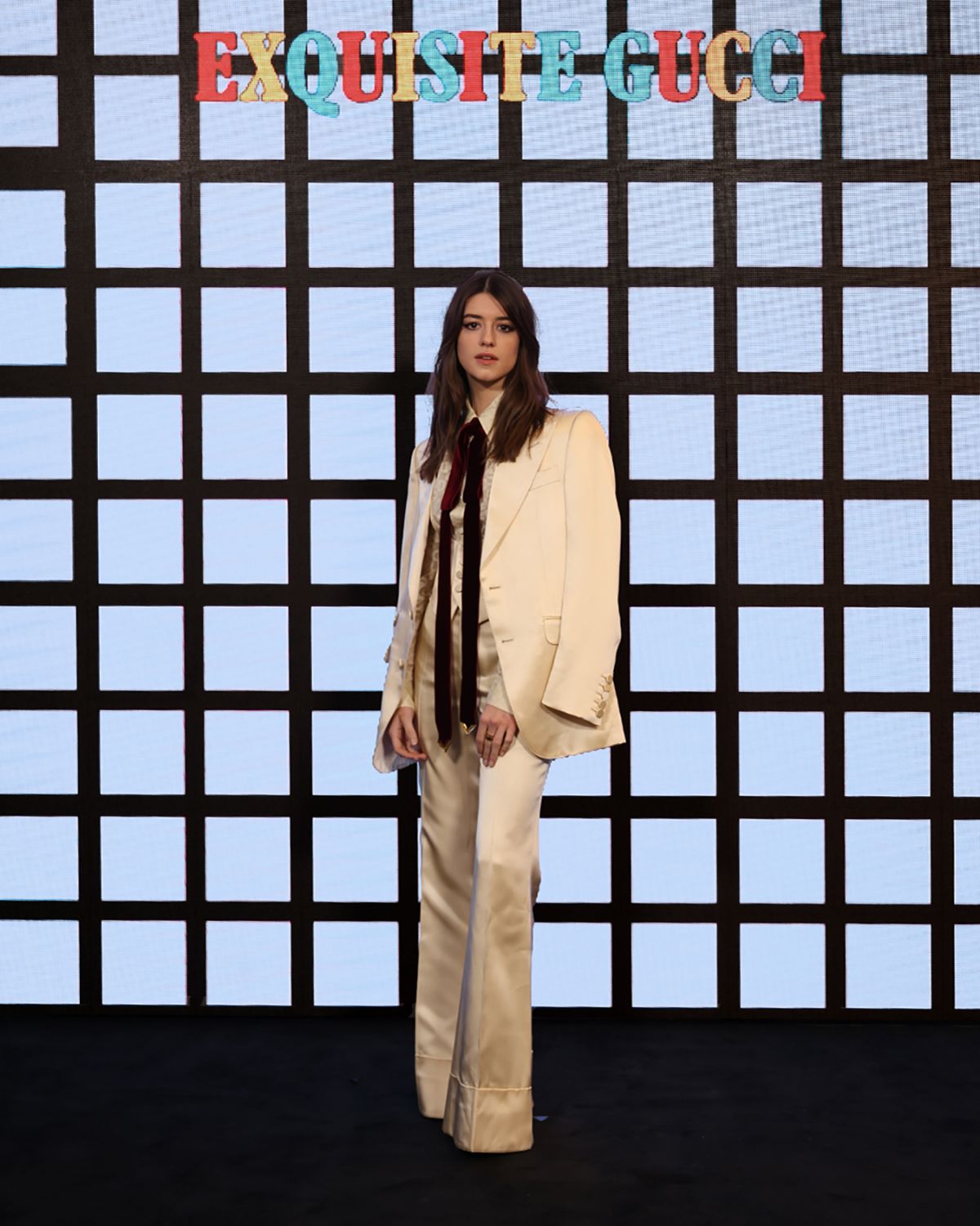 MILAN, ITALY - FEBRUARY 25: Daisy Edgar-Jones arrives at the Gucci show during Milan Fashion Week Fall/Winter 2022/23 on February 25, 2022 in Milan, Italy. (Photo by Vittorio Zunino Celotto/Getty Images for Gucci)