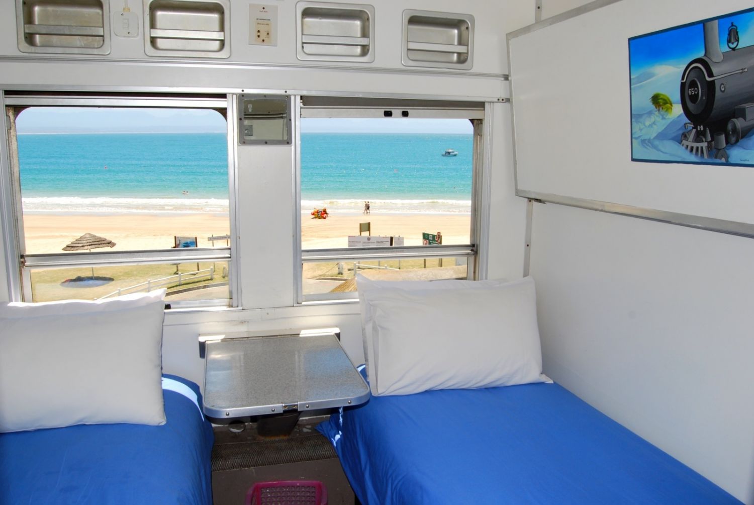 The beds inside Santos Express, Africa (Photo: Santos Express official website)