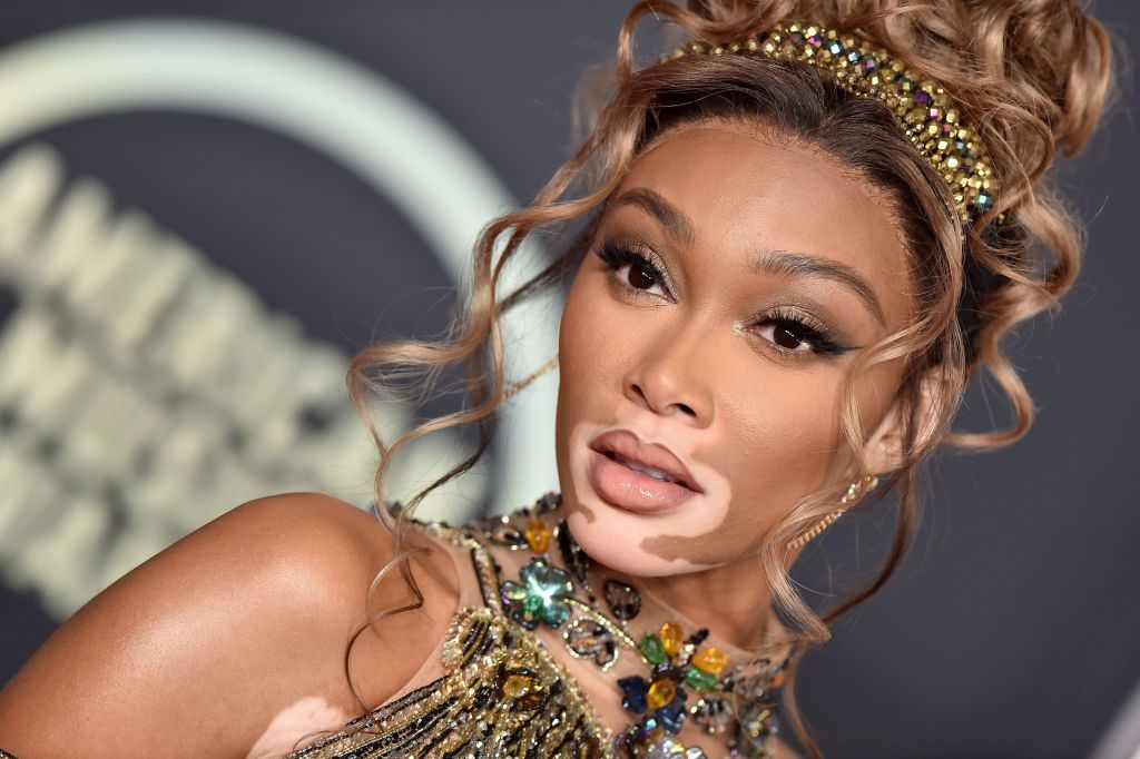 LOS ANGELES, CALIFORNIA - NOVEMBER 21: Winnie Harlow attends the 2021 American Music Awards at Microsoft Theater on November 21, 2021 in Los Angeles, California. (Photo by Axelle/Bauer-Griffin/FilmMagic)