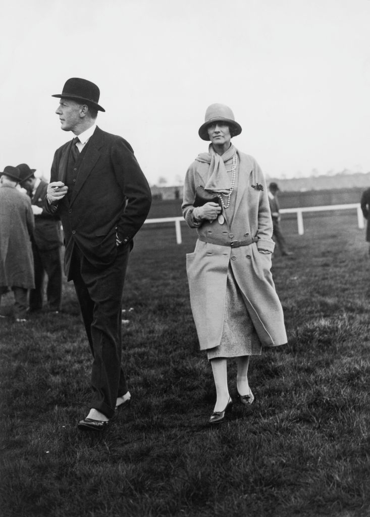 Hugh Grosvenor, 2nd Duke of Westminster (1879 - 1953) at Chester Races with French fashion designer Coco Chanel (1883 - 1971), 1st May 1924. (Photo by Phillips/Topical Press Agency/Hulton Archive/Getty Images)