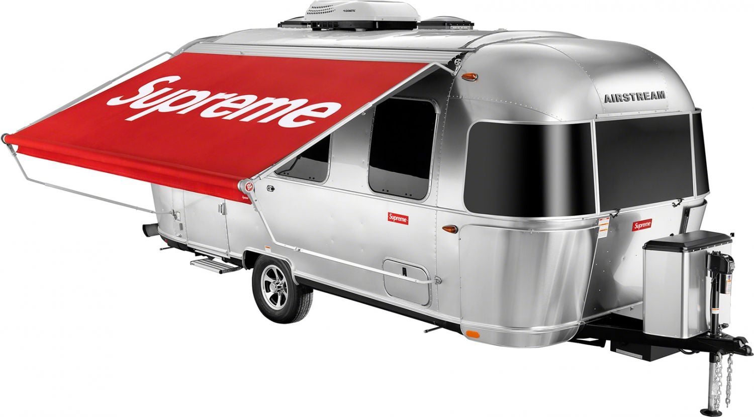 男士的夢幻逸品!潮流龍頭Supreme x 露營車界「勞斯萊斯」Airstream推跨界露營車!
