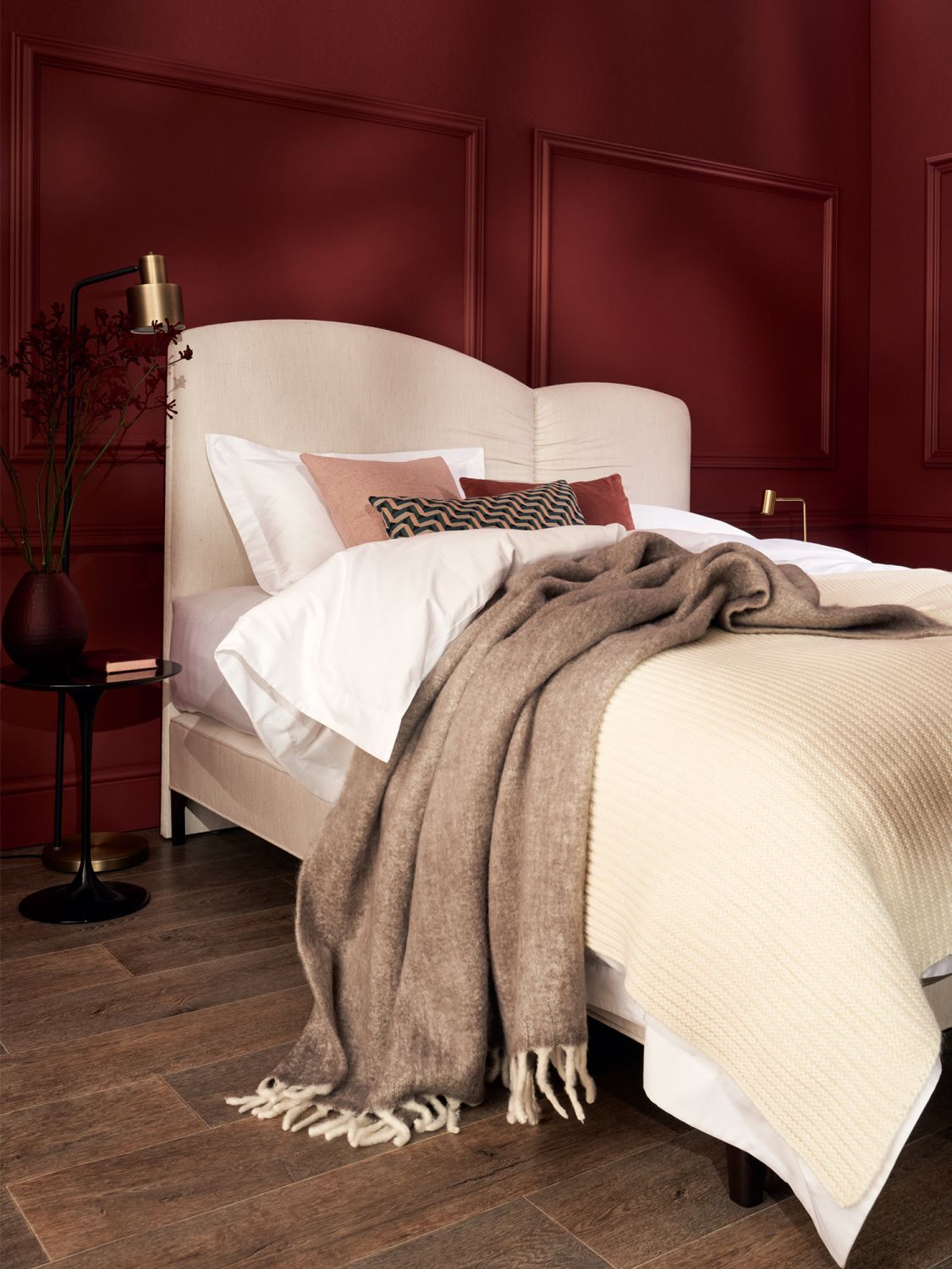 Each headboard can be upholstered with a material of your choice from ViSpring's extensive range of fabrics