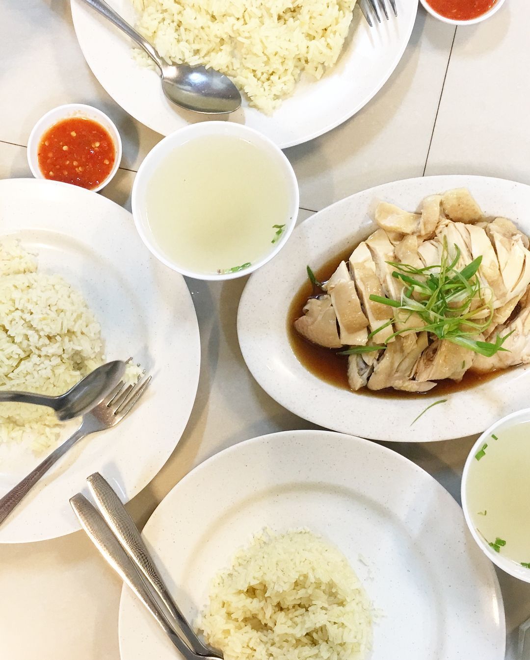 Steamed chicken and rice at Restoran Satellite (Photo: Instagram/@foodambassador_)