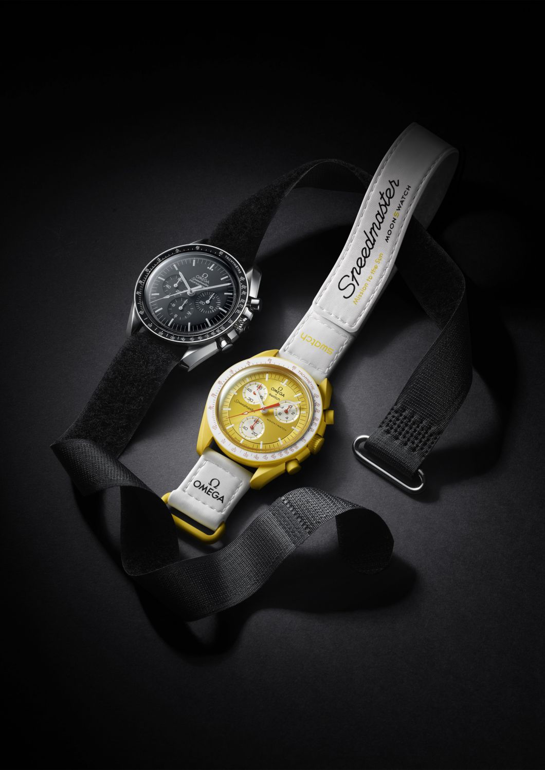 九大行星戴上手!Omega X Swatch推出最親民的登月腕錶,太陽系11色星球