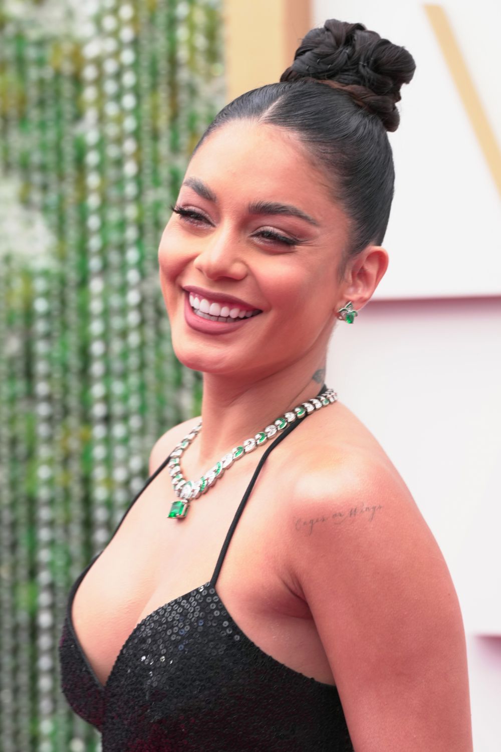 HOLLYWOOD, CALIFORNIA - MARCH 27: Vanessa Hudgens attends the 94th Annual Academy Awards at Hollywood and Highland on March 27, 2022 in Hollywood, California. (Photo by Kevin Mazur/WireImage)
