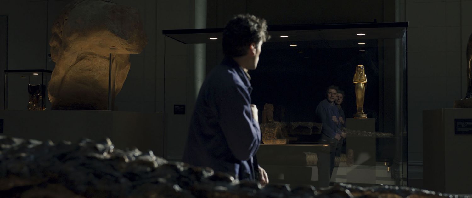 Oscar Isaac as Steven Grant in Marvel Studios' MOON KNIGHT. Photo courtesy of Marvel Studios. ©Marvel Studios 2022. All Rights Reserved.