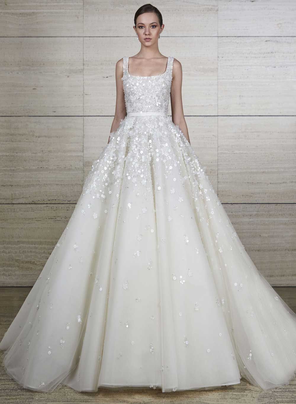 孫藝珍結婚婚紗品牌選以色列高級品牌Elie Saab