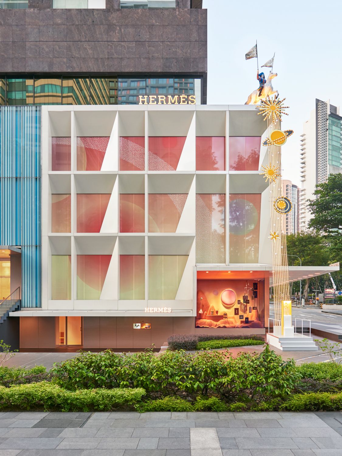 The eye-catching exterior facade of the Hermès Petit H pop-up store in Singapore (Image: Olivia Lee)