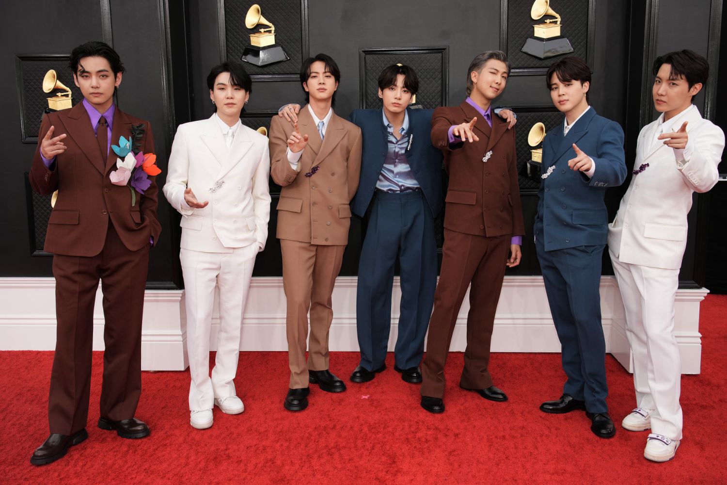 LAS VEGAS, NEVADA - APRIL 03: BTS attends the 64th Annual GRAMMY Awards at MGM Grand Garden Arena on April 03, 2022 in Las Vegas, Nevada. (Photo by Jeff Kravitz/FilmMagic)